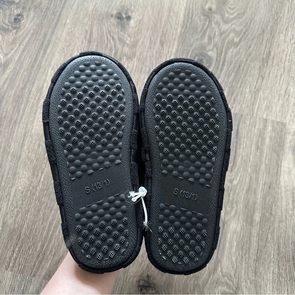 House Slippers - Picture 2 of 3